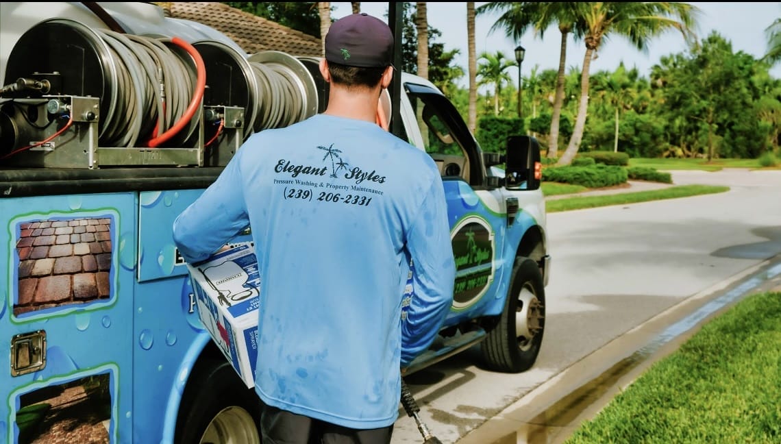 professional stucco cleaning in Naples FL removing algae and restoring residential exterior surfaces.